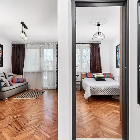 Klimatyczne Mieszkanie Centrum アパート